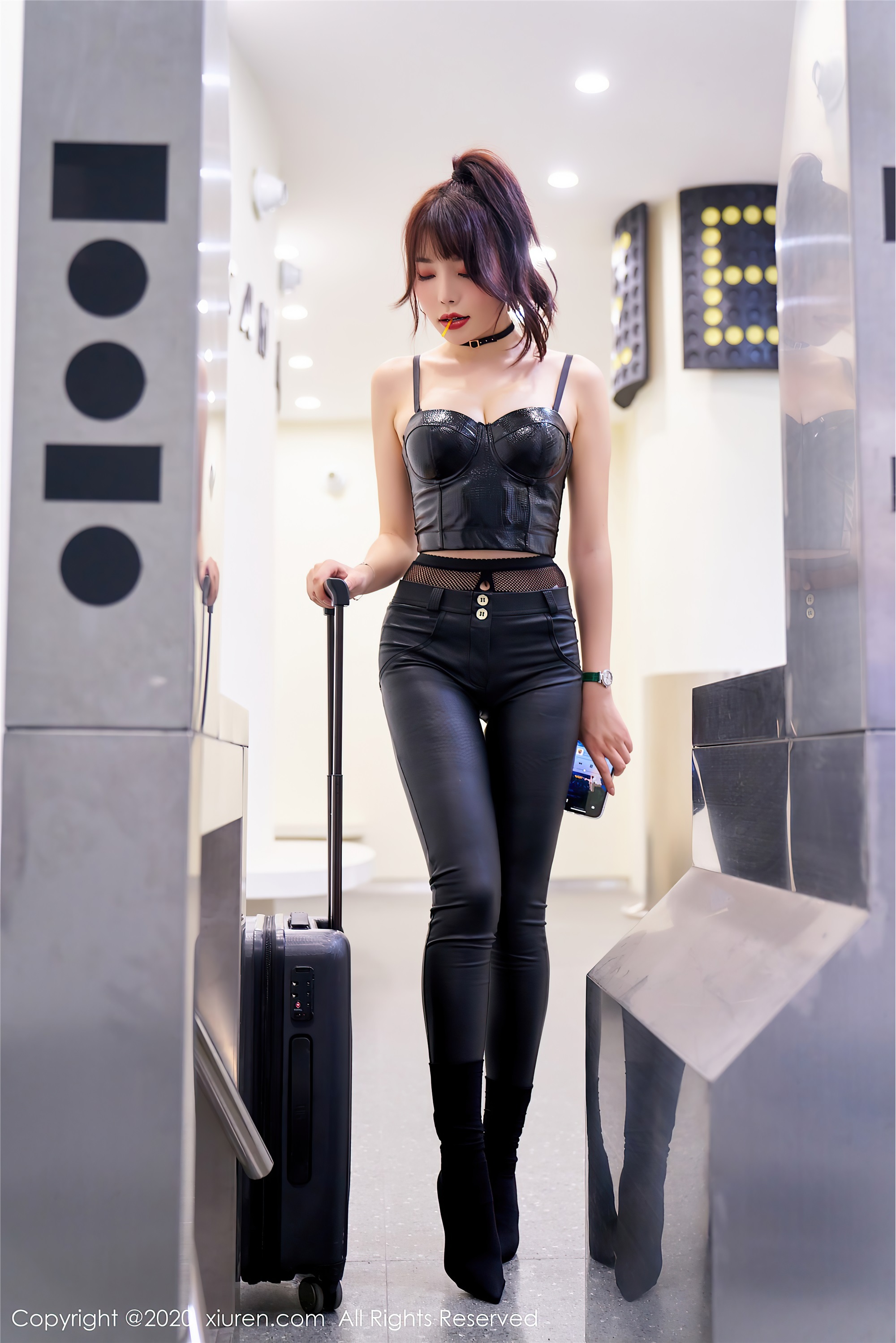 XiuRen秀人网 2020.12.21 No.2921 芝芝Booty